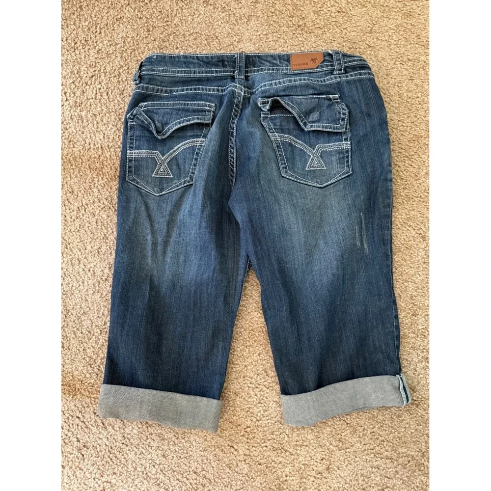 Vigoss Capri Jeans Medium Wash Distressed Thick Stitch Embroidered Pocket Size13